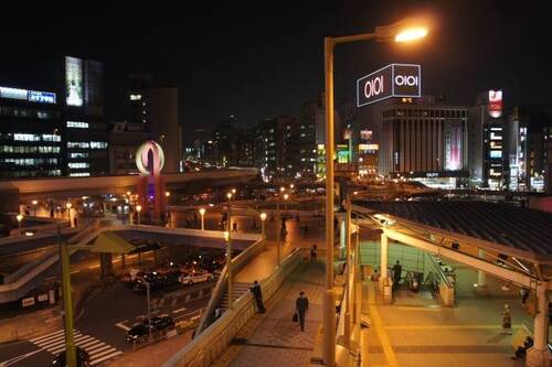 上野ペデストリアンデッキ